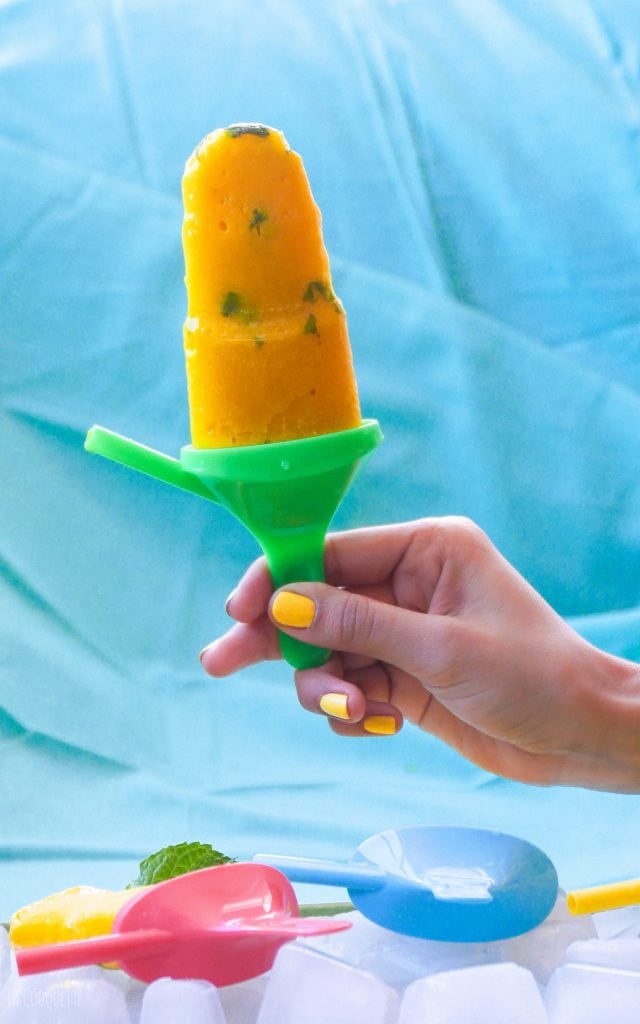 Turmeric and Ginger Mango Paletas – La Cooquette – Perfect popsicles, cool treats for summer! Also a very healthy snack packed with goodness!