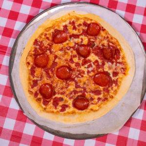 Served NY pepperoni pizza by La Cooquette